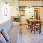 Stunning Home In Montebuono With Wifi Hébergement de vacances