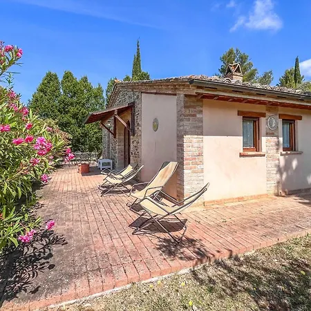Stunning Home In Montebuono With Wifi Hébergement de vacances *